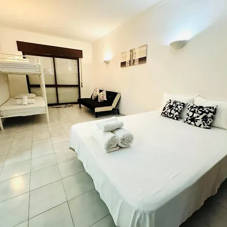 Gourmet Com Quintal Apartamento *