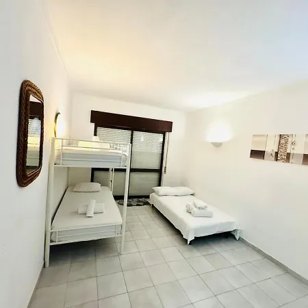 Gourmet Com Quintal * Albufeira