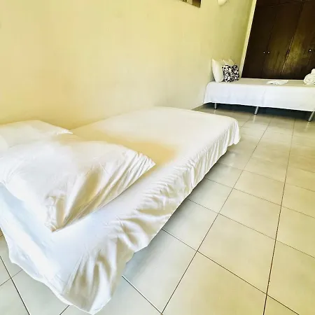 Gourmet Com Quintal * אלבופיירה