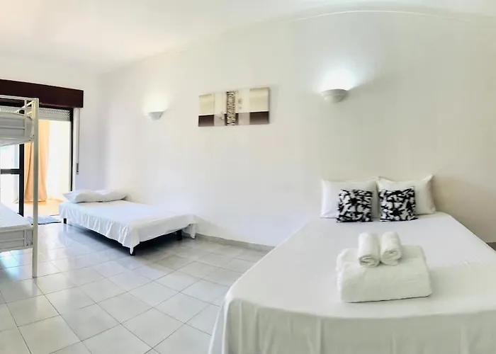 Gourmet Com Quintal * Albufeira